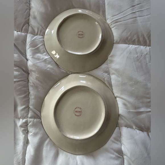 RARE Vietri "Poppy" 8 7/8 Inch Salad Plates -Excellent Condition! Set of 2 Italy - Picture 3 of 6
